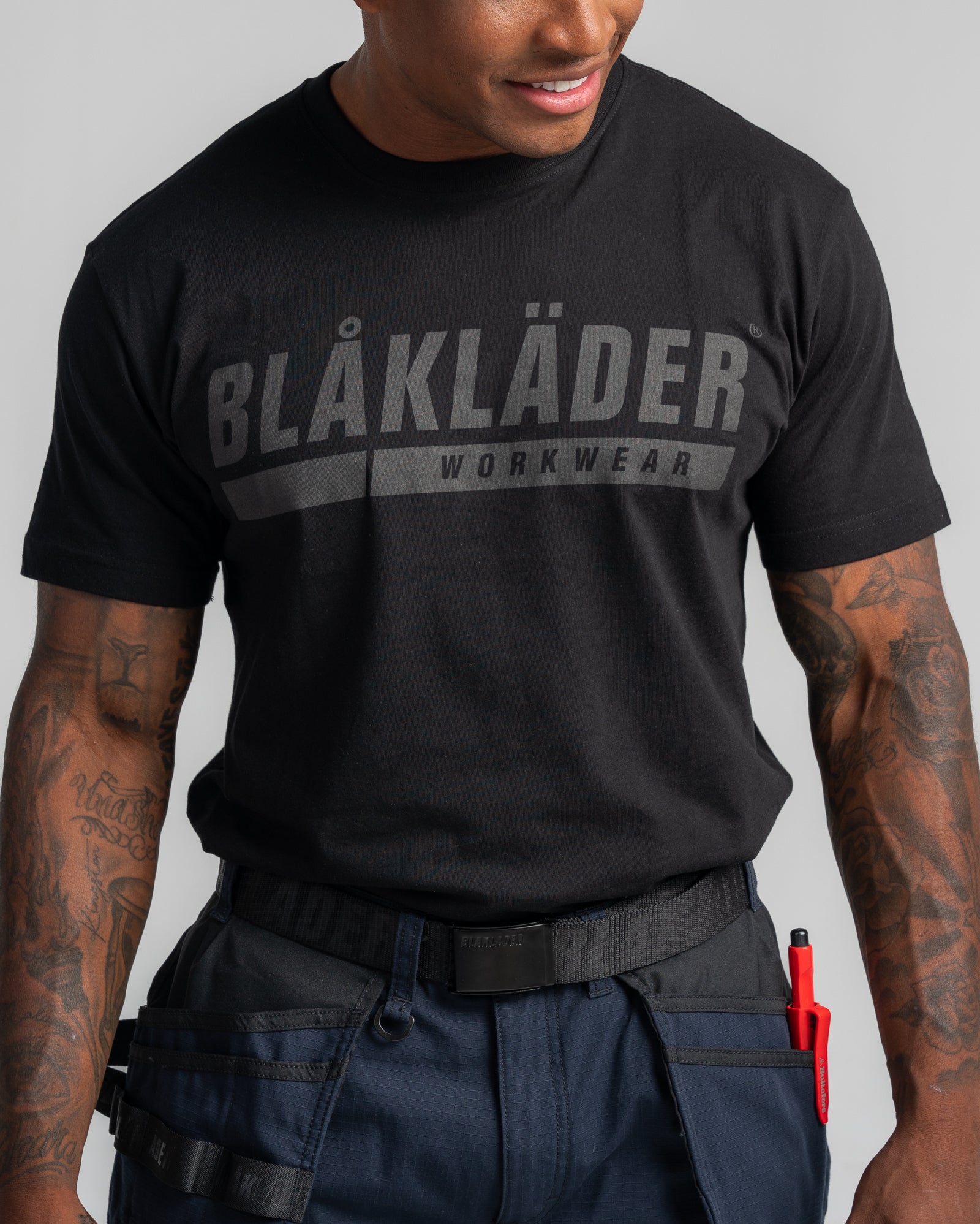T-SHIRT IMPRIMÉ À MANCHES COURTES - Noir
