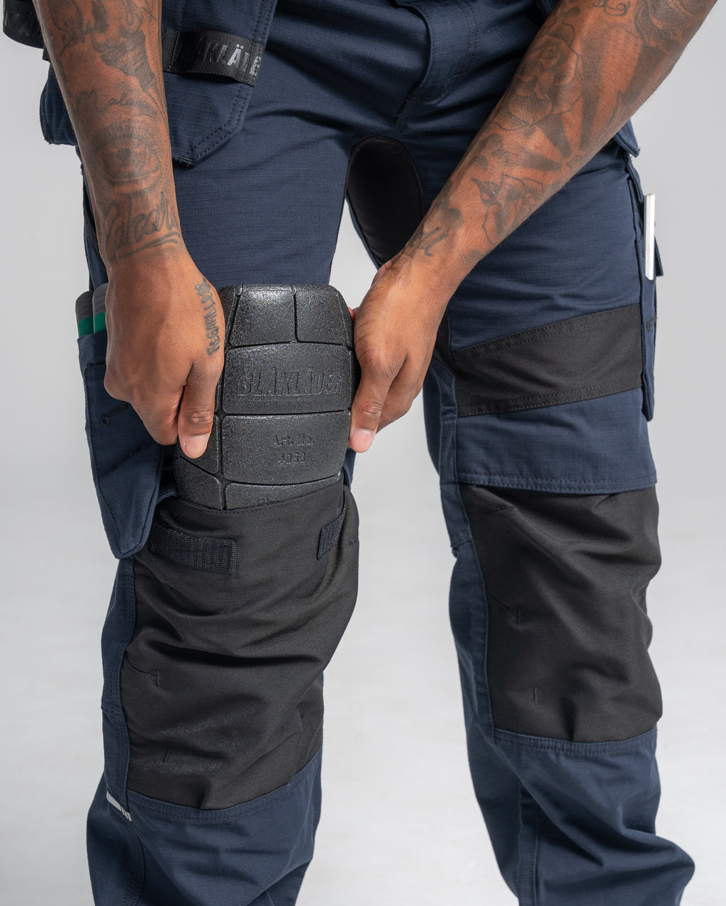 Ripstop Pants With Utility Pockets - Black