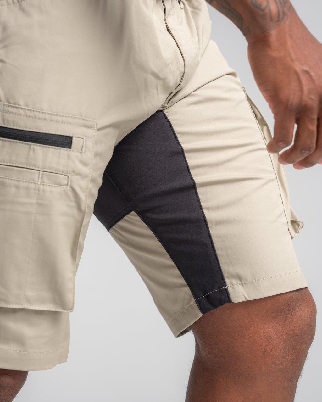 Service Shorts With Stretch - Stone/Black