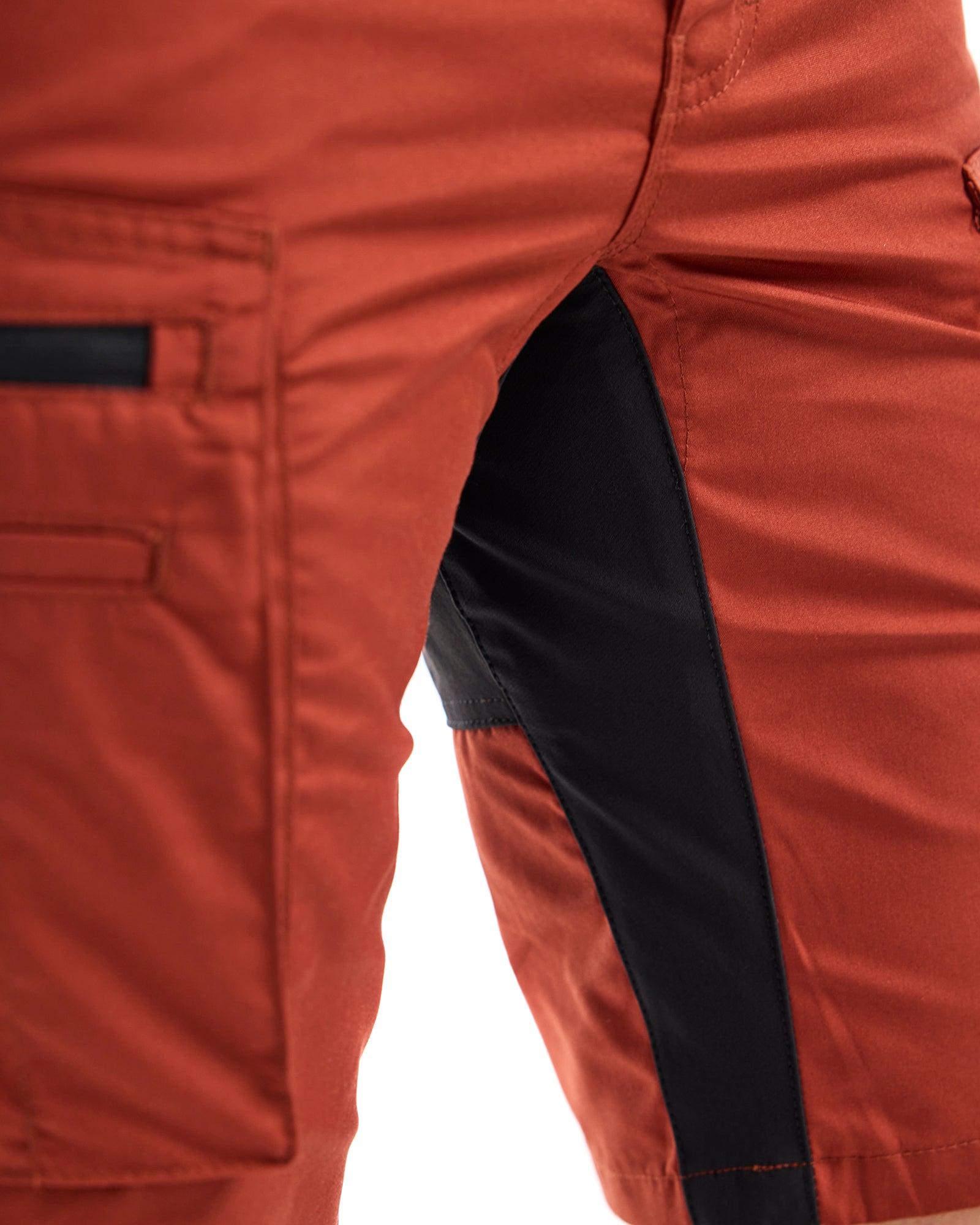 Women's Service Shorts With Stretch - Burned Red/Black